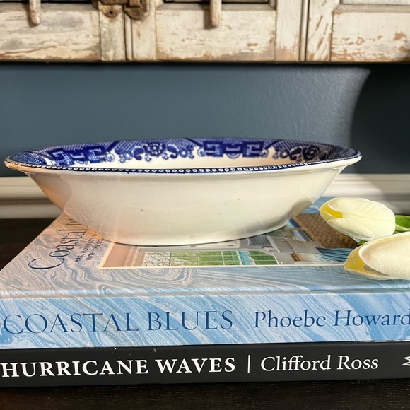 Vintage Blue Willow 10" Oval Serving Platter marked in black “JAPAN” - Picture 4 of 5